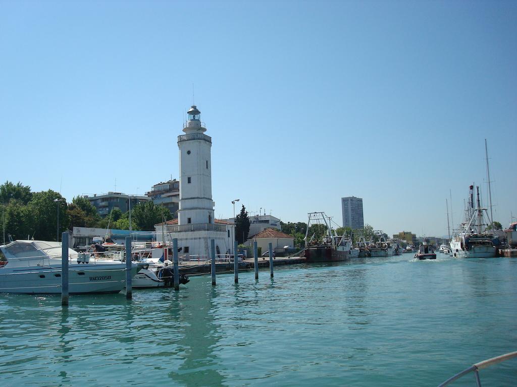 Hotel Villa Ersilia Rimini B&B Екстериор снимка